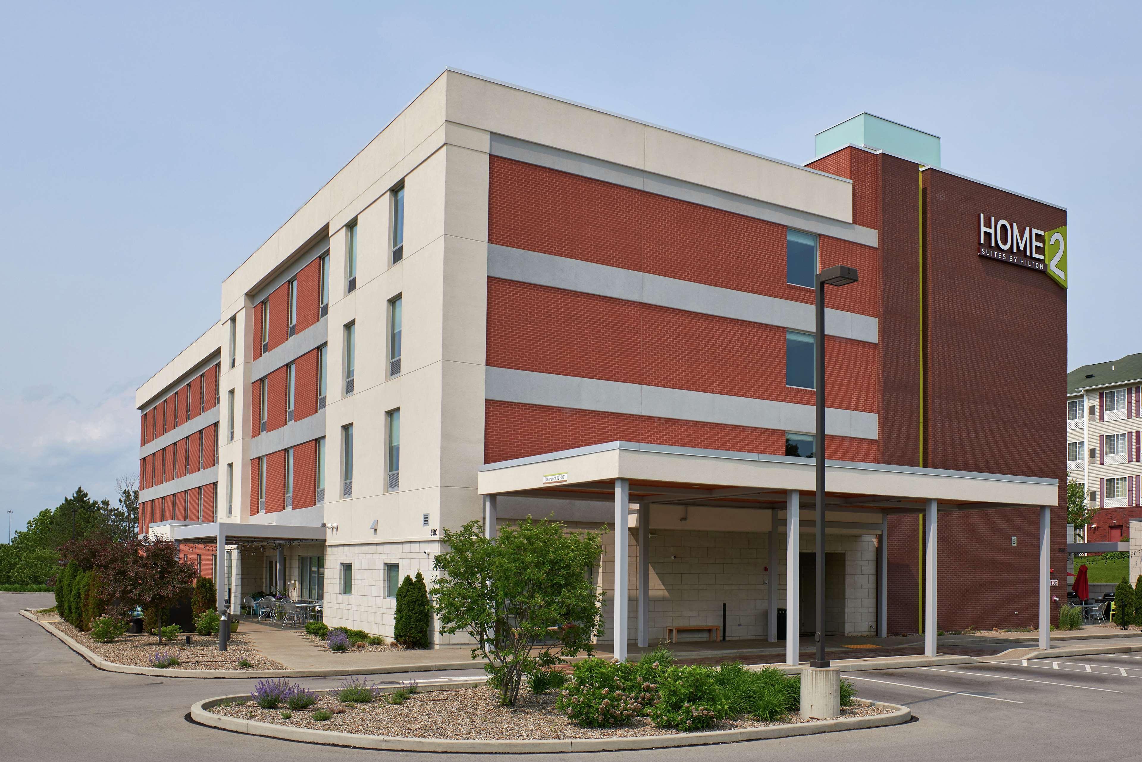 Home2 Suites By Hilton Youngstown Exterior photo
