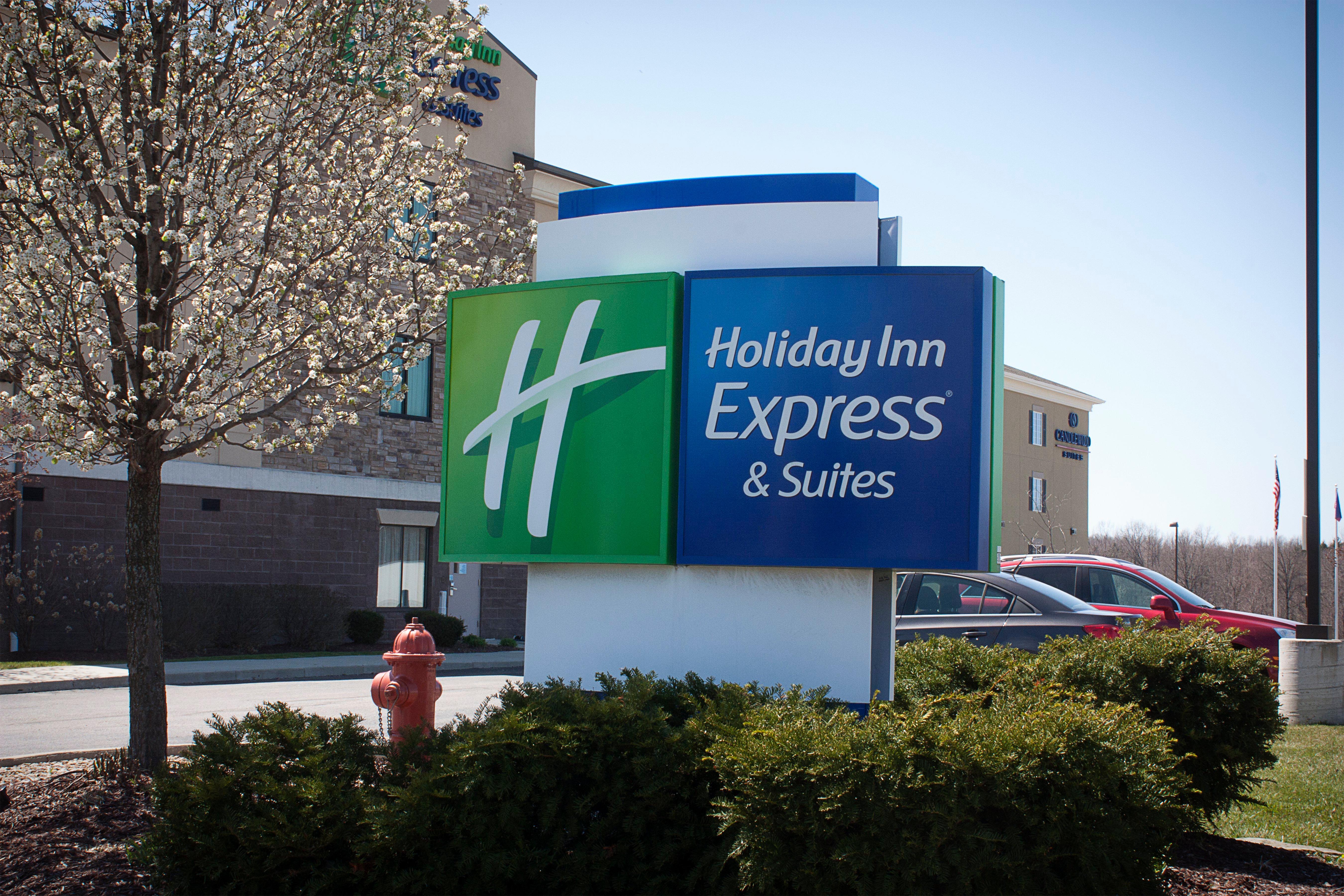 Home2 Suites By Hilton Youngstown Exterior photo