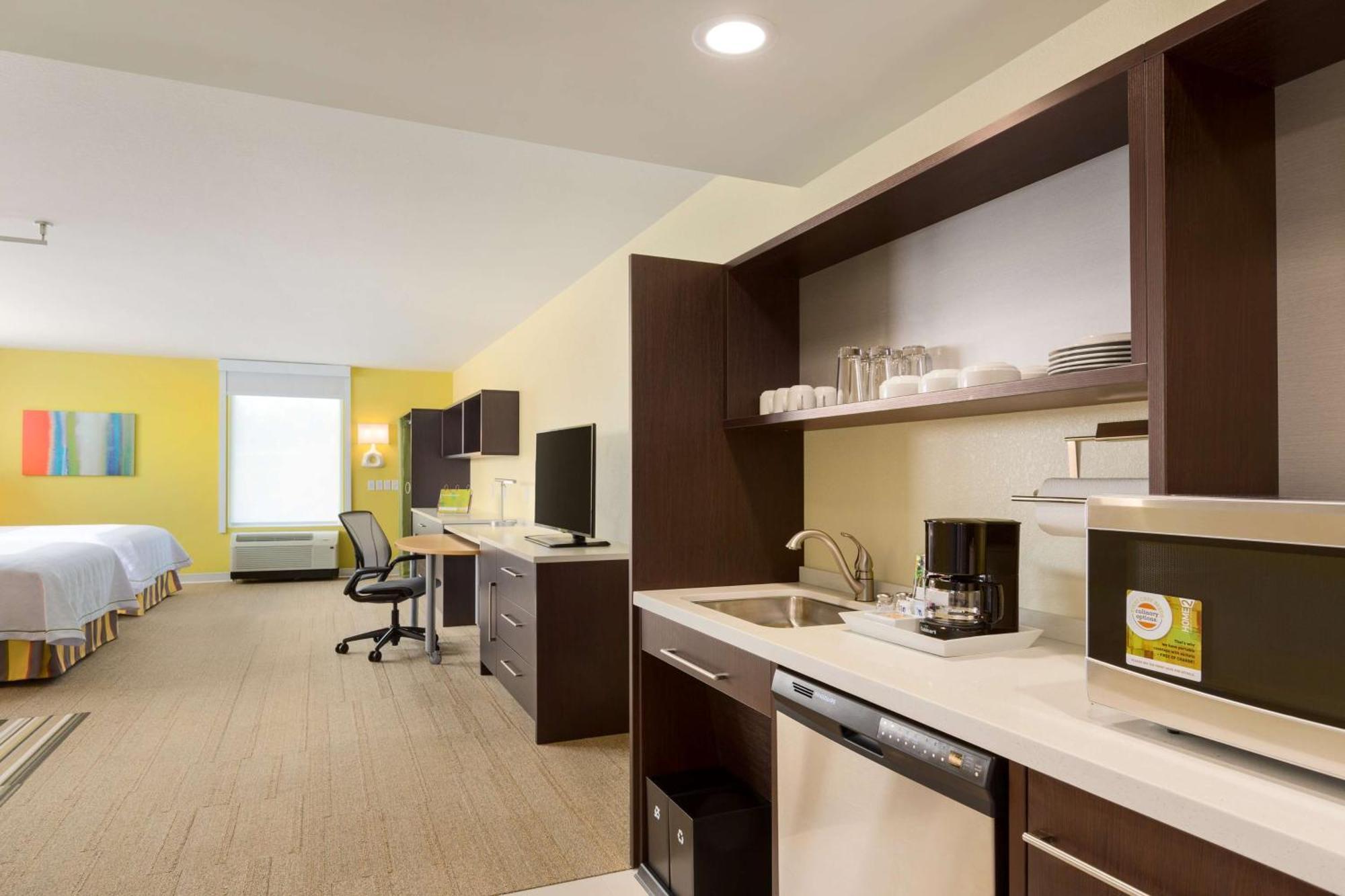 Home2 Suites By Hilton Youngstown Exterior photo